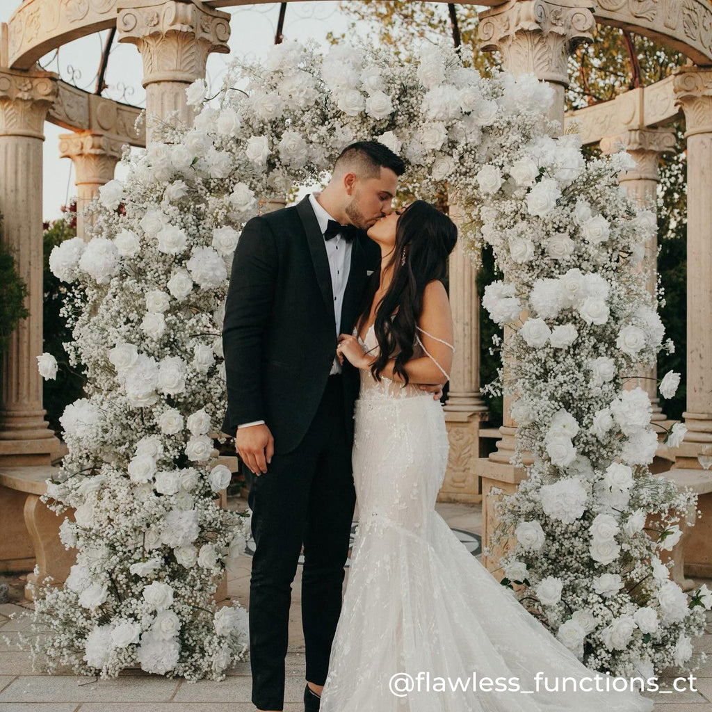 Colee : 2026 New White Babybreath and Roses Flower arch for Wedding Party Background Decoration Including Frame Free Shipping