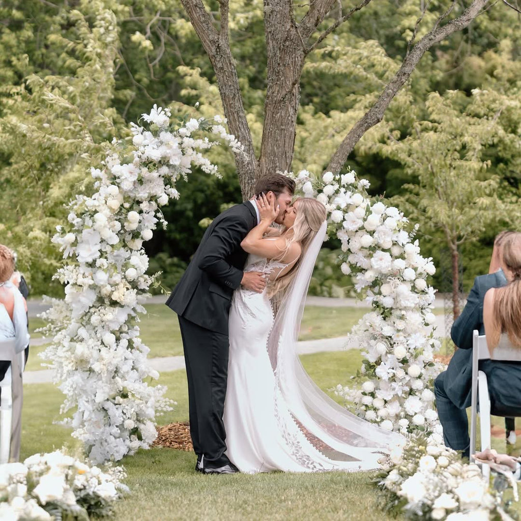 Sadie: White Luxury Horn Shaped Flower Arch with Frame for Wedding Party Event Backdrop Decoration Free Shipping