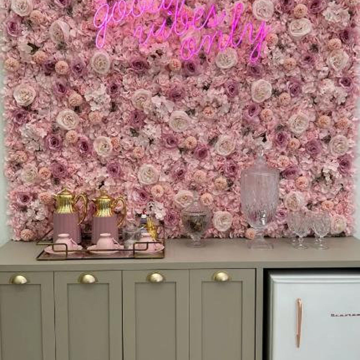 Coffee Colour Flower Wall For Wedding Romantic Photography Backdrop Baby Shower Bridal Shower Home Decor Floral Panels 15.75X23.62inch